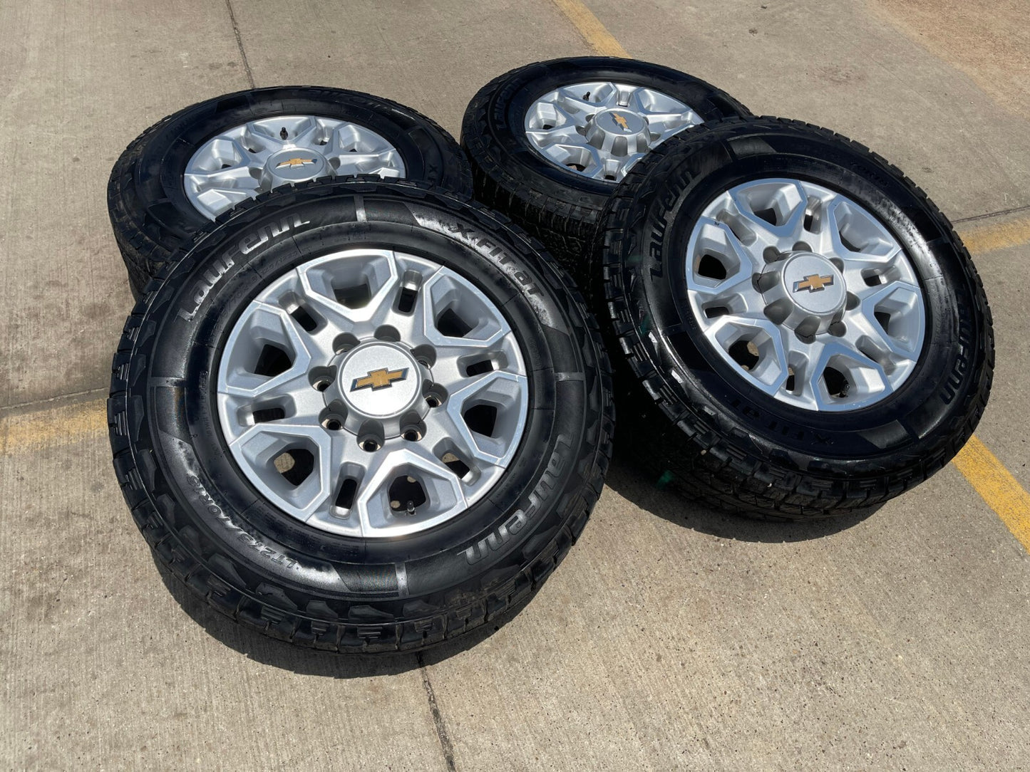 18" Chevy Silverado 2500 3500 OEM 5959 wheels rims 2021 2022 2023 2024 2025