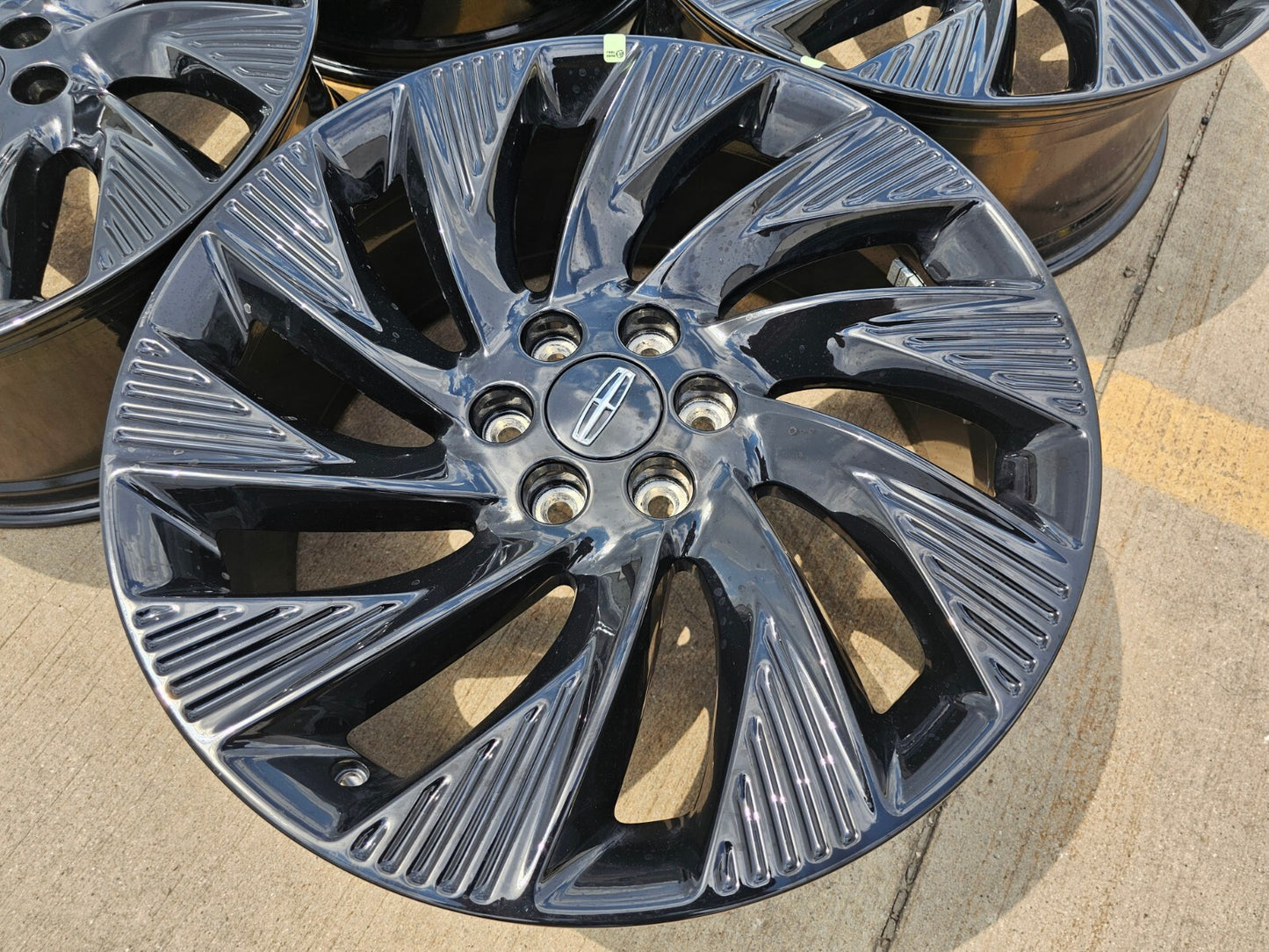 22" Lincoln Navigator OEM rims wheels BLACK LABEL 2024 2025 2026 NEW