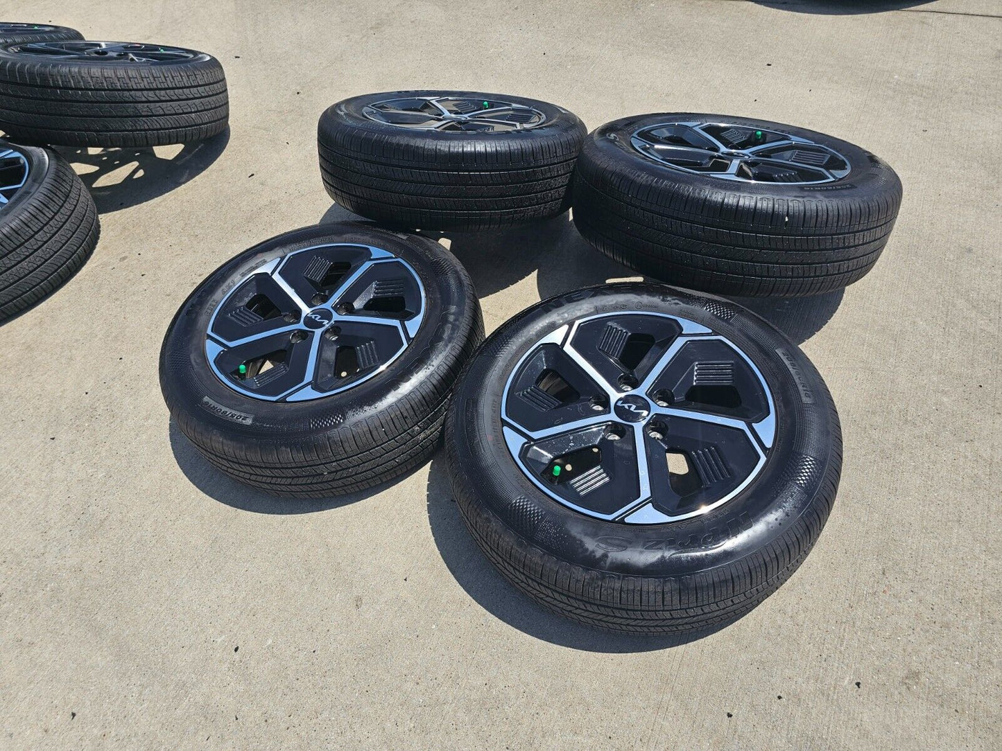 16" Kia Niro OEM wheels rims tires Sorento Sedona Hyundai Kona NEW