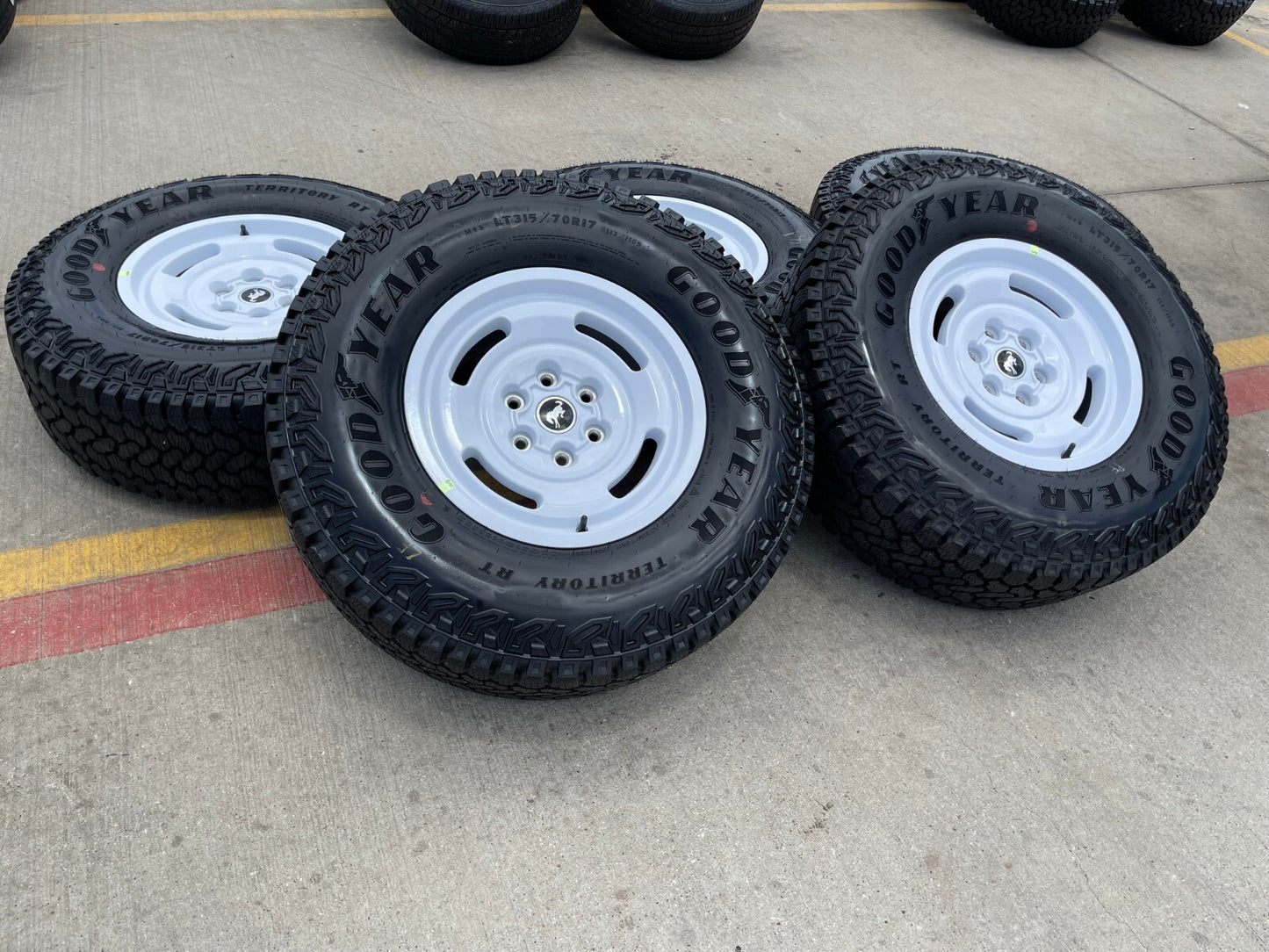 17" Ford Bronco HERITAGE Limited Edition wheels rims white 2025 35" NEW
