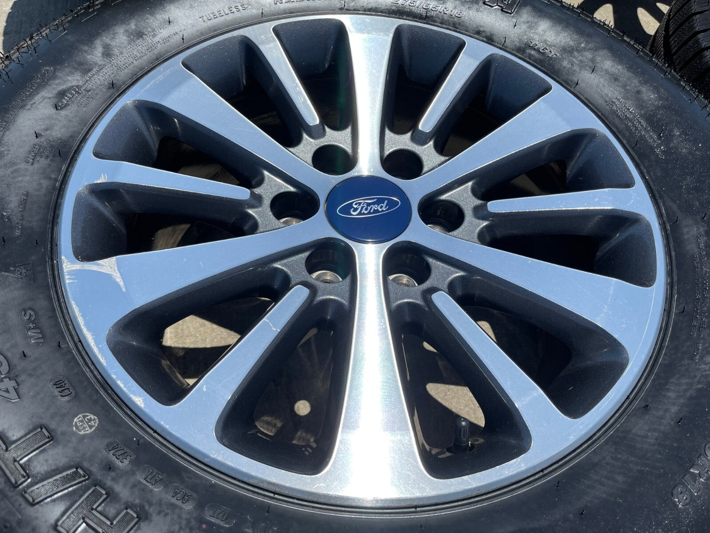 18" Ford F-150 Expedition XLT 3988 OEM rims wheels tires KENDA