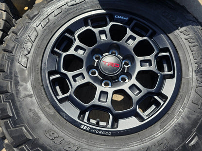 18" Toyota Tundra TRD BBS FORGED OEM black 95458 wheels rims Sequoia NITTO 35"