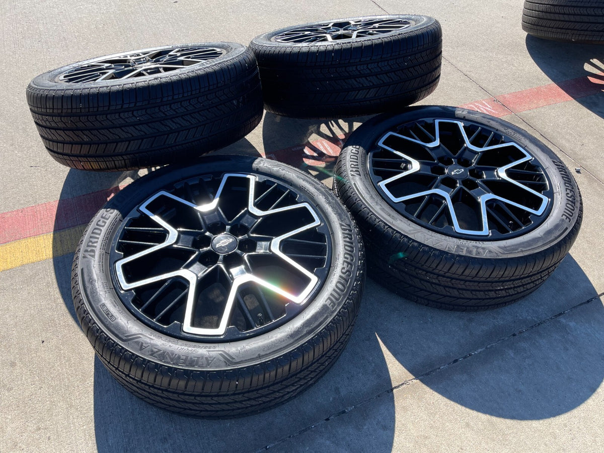 21" Chevy Blazer RS GMC Acadia OEM 95471 Wheels rims Traverse SET NEW