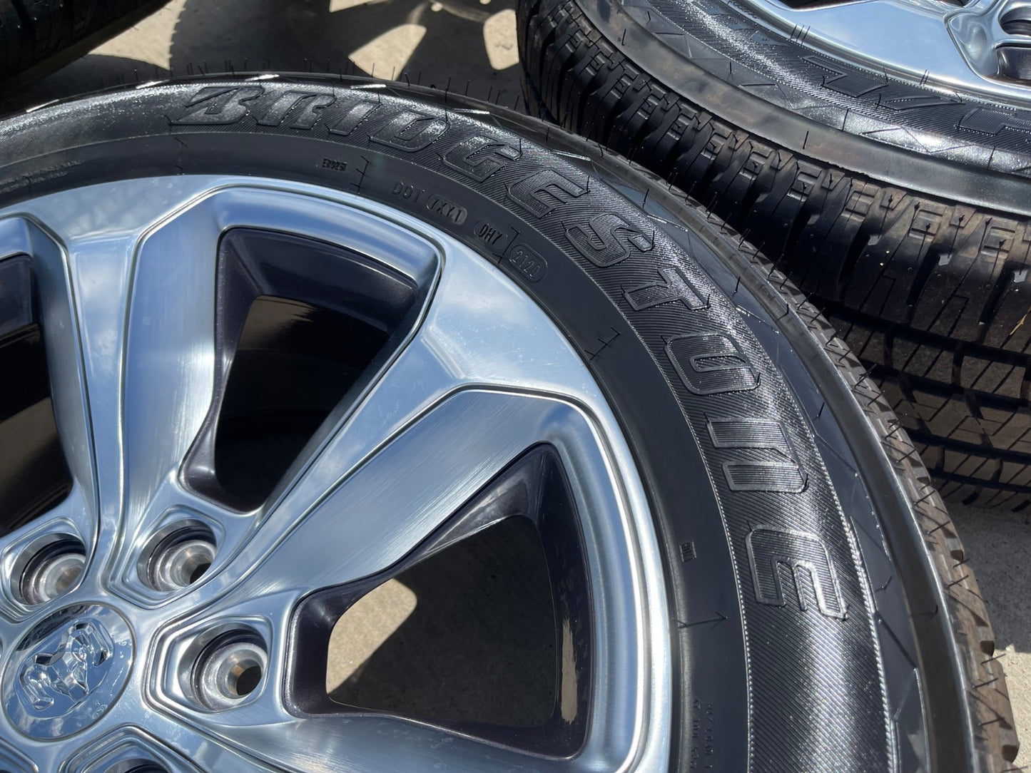 20" Dodge Ram 1500 OEM Laramie Long Horn wheels rims 2681 SET BRIDGESTONE NEW