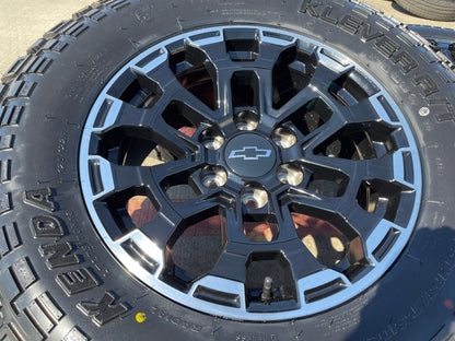 18" Chevy Silverado ZR2 Tahoe TRAIL BOSS Sierra OEM wheels rims tires 2026 NEW