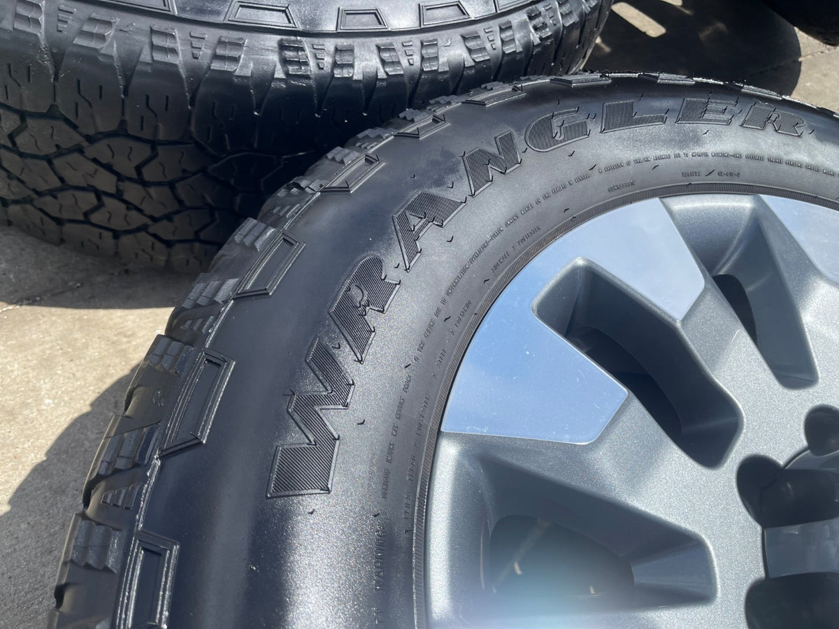 20" Chevy Silverado GMC Sierra 2500 3500 OEM 5960 5947 wheels rims SET GOODYEAR