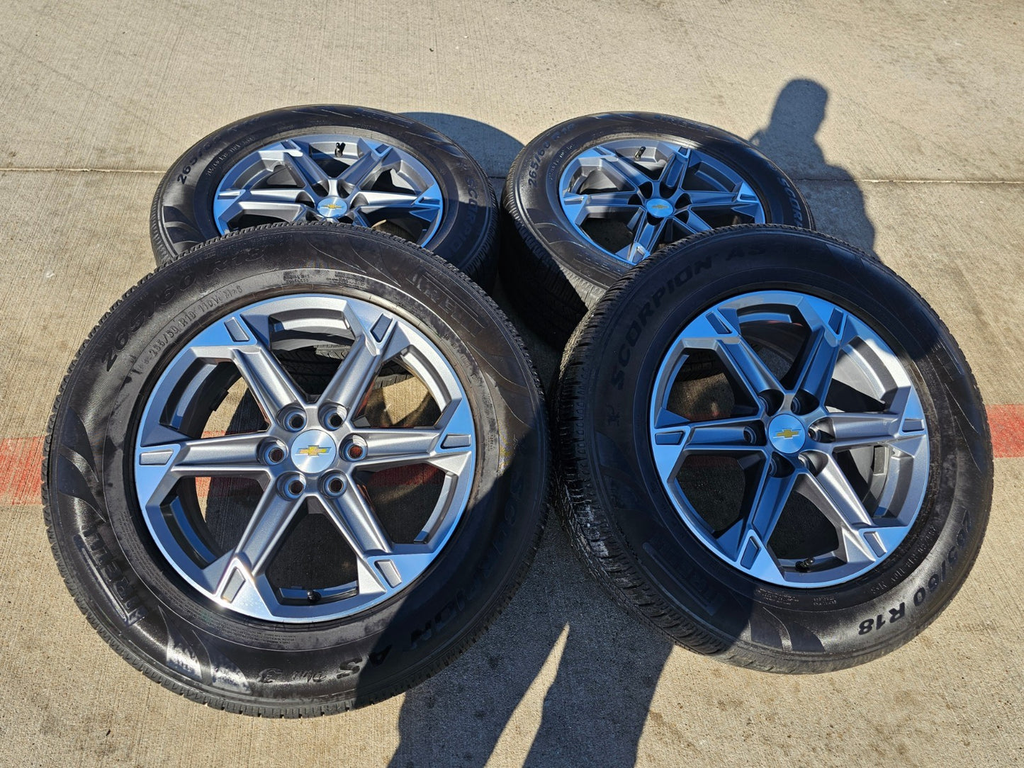 18" Chevy Blazer Traverse GMC Acadia OEM 14083 wheels rims tires PIRELLI