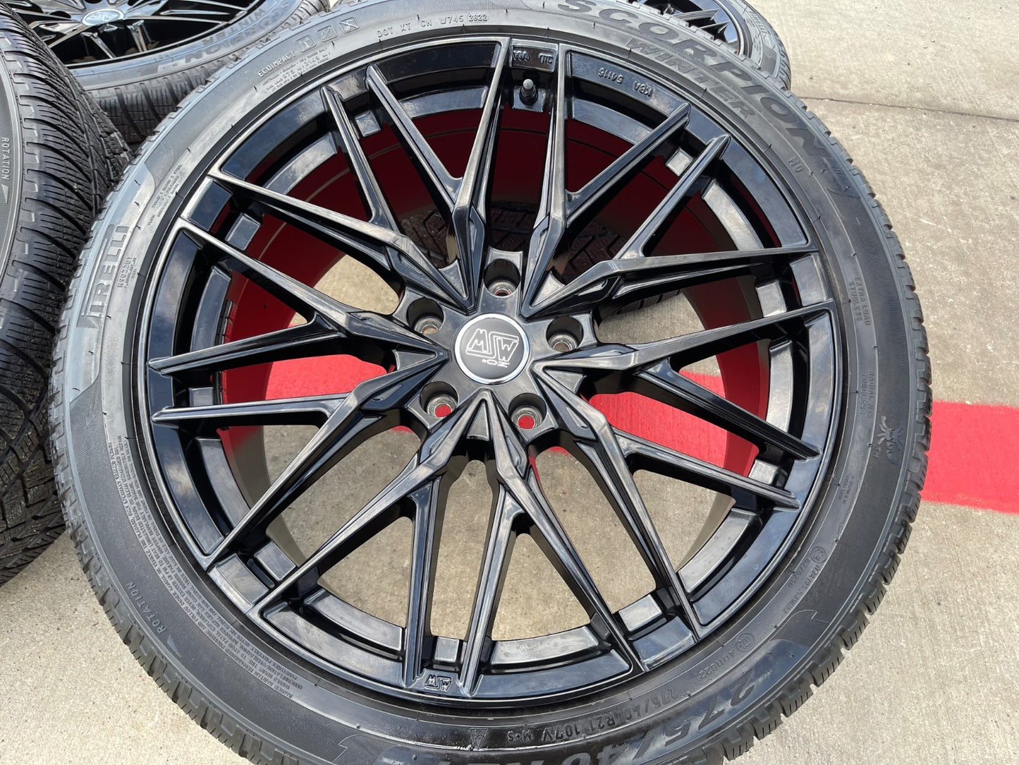 21" MSW Type 50 O.Z. Porsche Cayenne Turbo Sport wheels rims SET tires PIRELLI