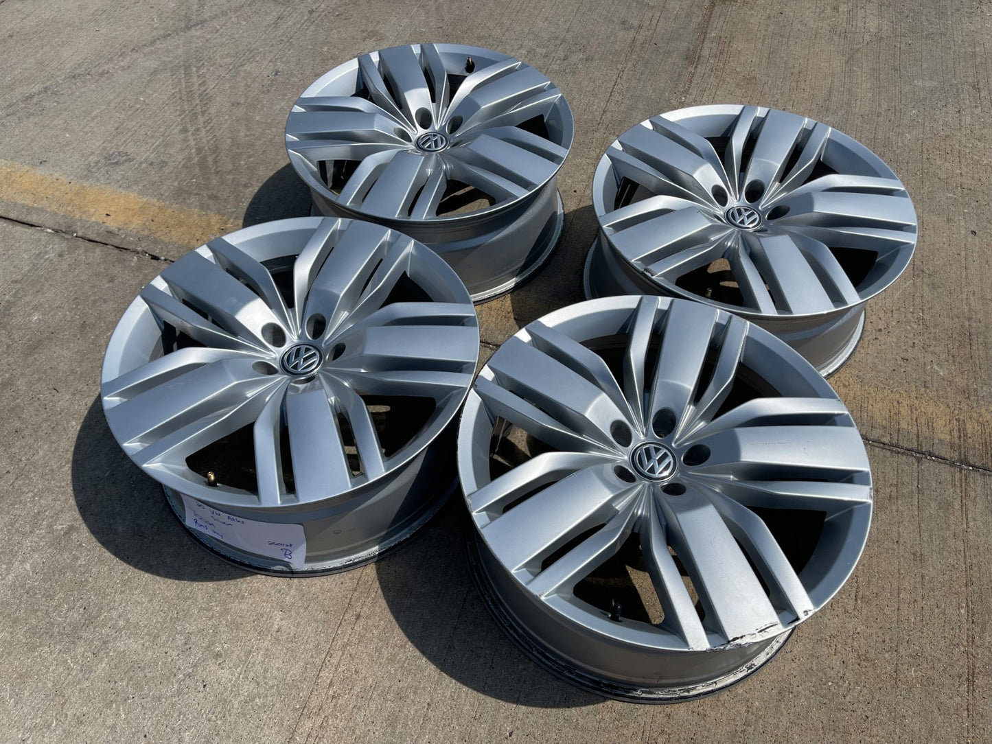 20" VW Atlas OEM wheels rims 70029 Audi Q7 Q8 2020 2021 2022 2023 DISCOUNTED