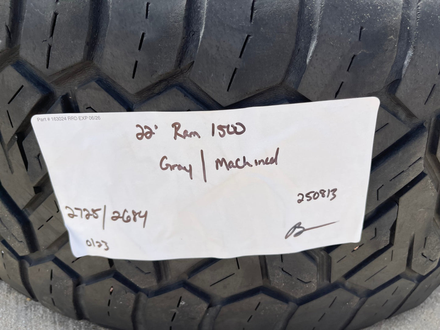 22" Dodge Ram 1500 OEM LIMITED Laramie wheels rims 2725 2684 NITTO 33"