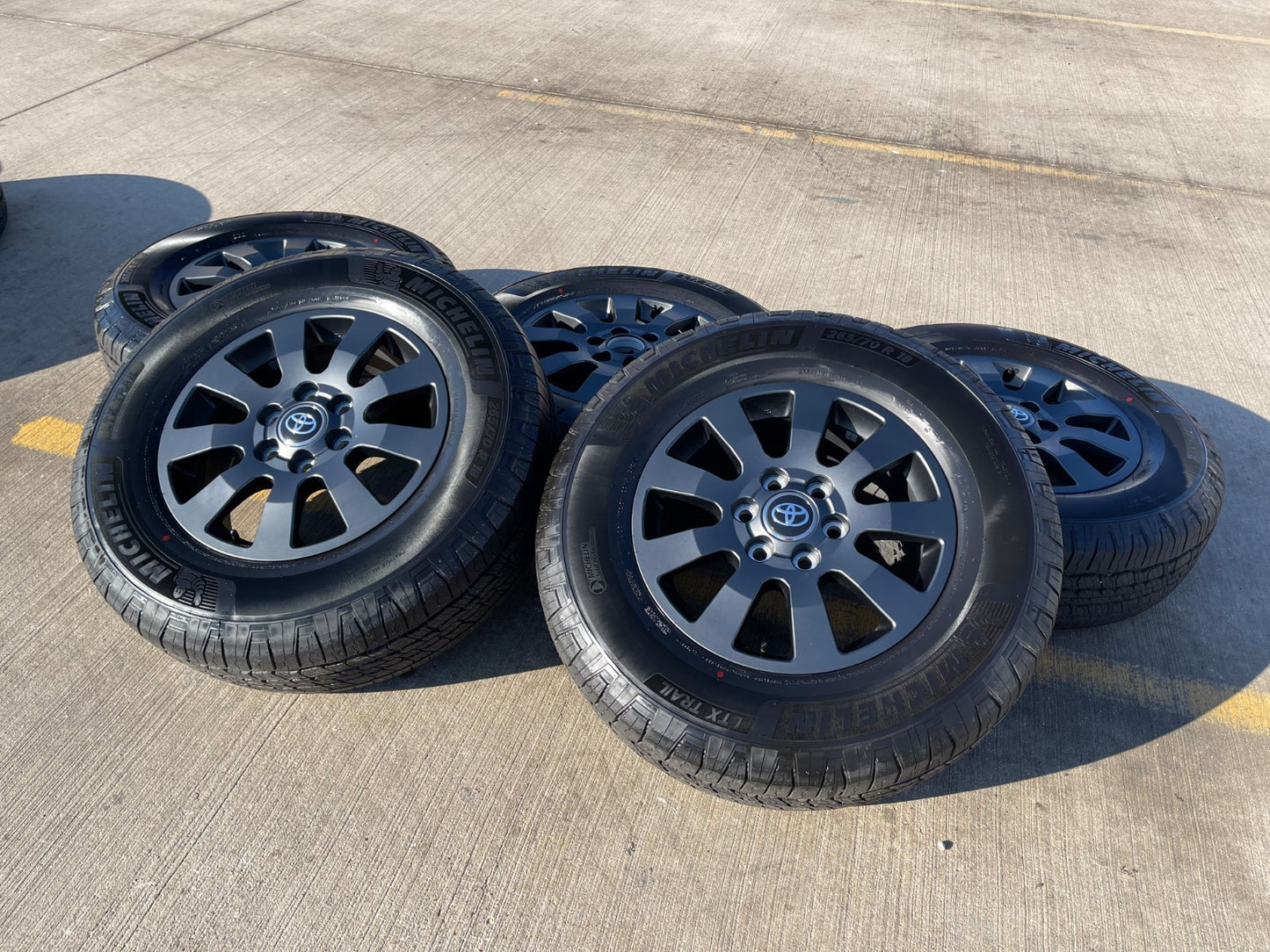 18" Toyota Land Cruiser OEM TRD wheels rims 95952 Tundra Sequoia MICHELIN NEW