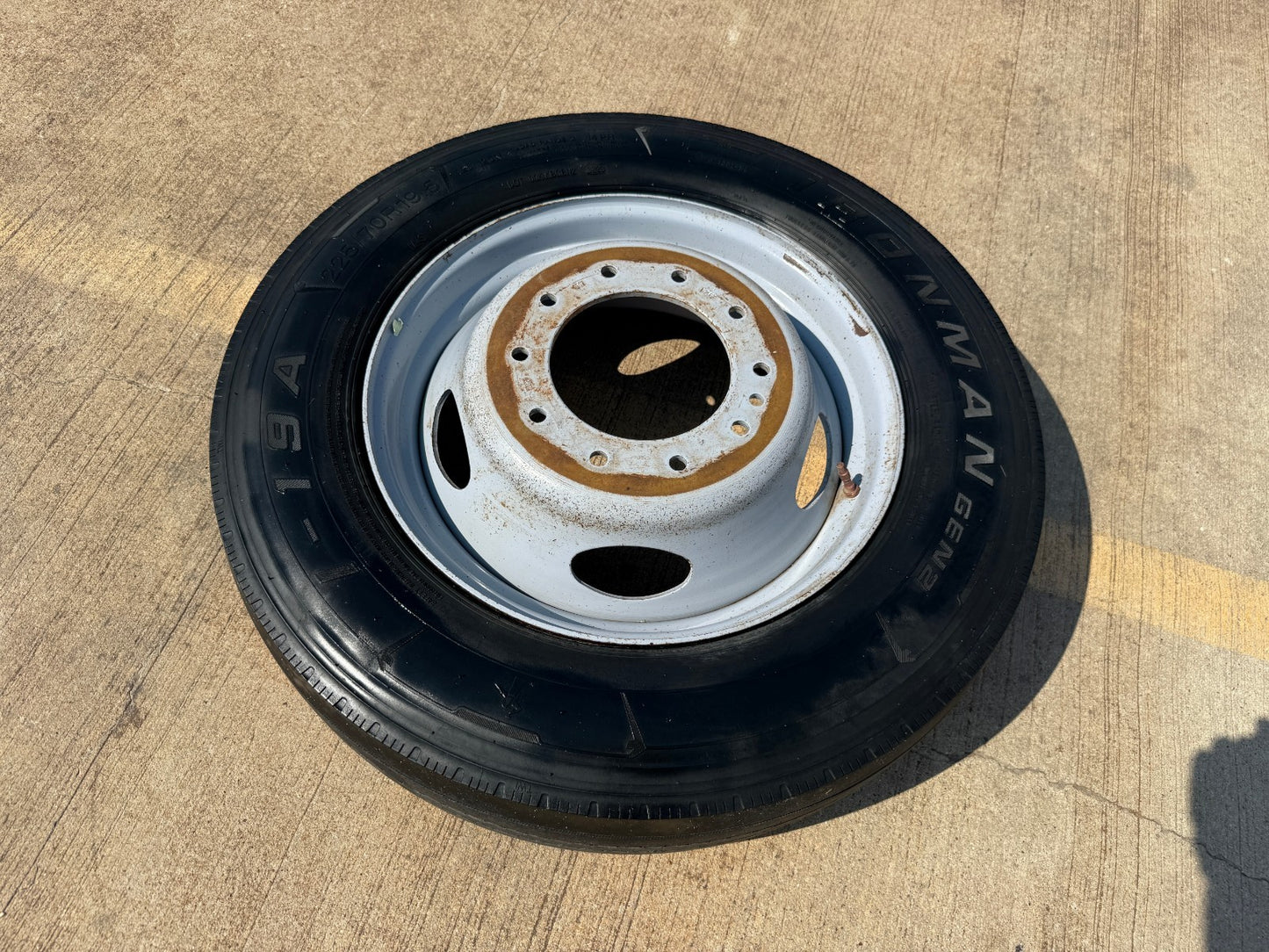 19.5" Ford F-450 Dually F-550 rim RAM 4500 OEM 10x225 spare