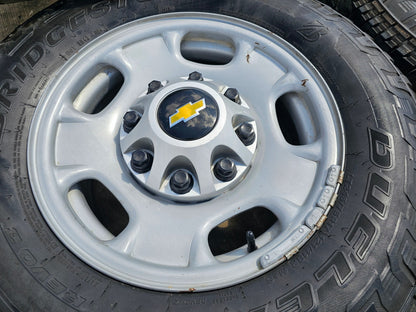 17" Chevy Silverado GMC Sierra 2500 OEM 8095 wheels rims DUELER Revo 3 A/T