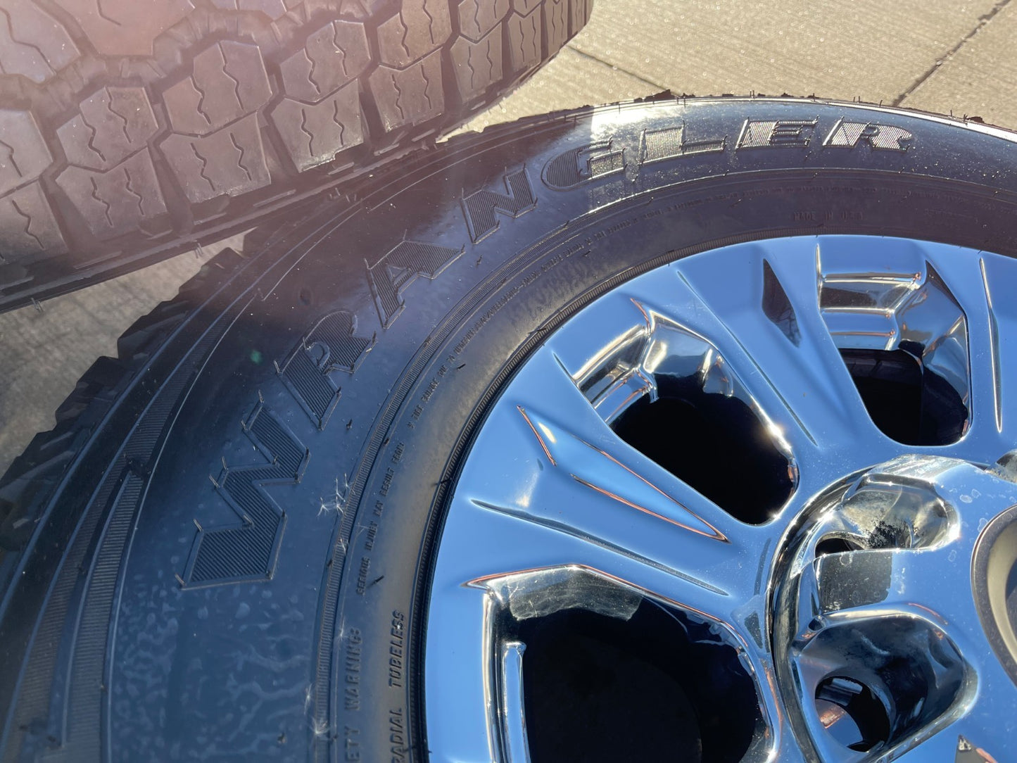 18" Ford F-250 F-350 OEM rims wheels 10097 tires GOODYEAR A/T