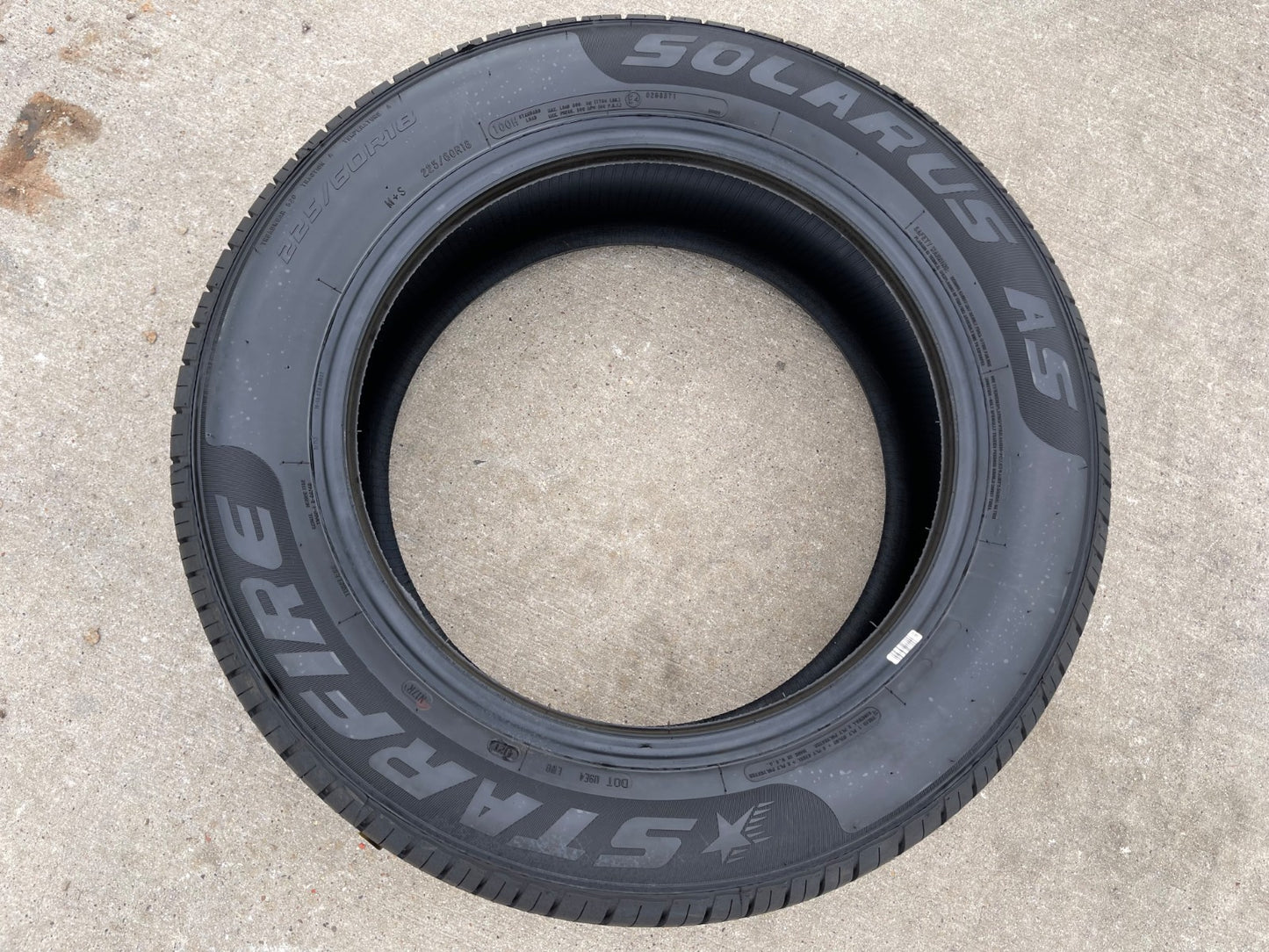 (1) 225/60/18 Starfire Solarus A/S tire 225/60r18 100H M+S NEW