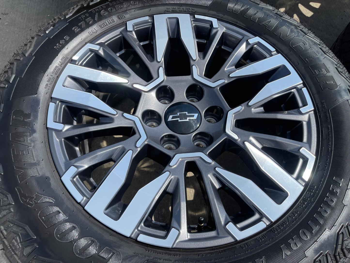 20" Chevy Silverado Z71 GMC Sierra Canyon OEM wheels rims 2025 2026 2027 SET