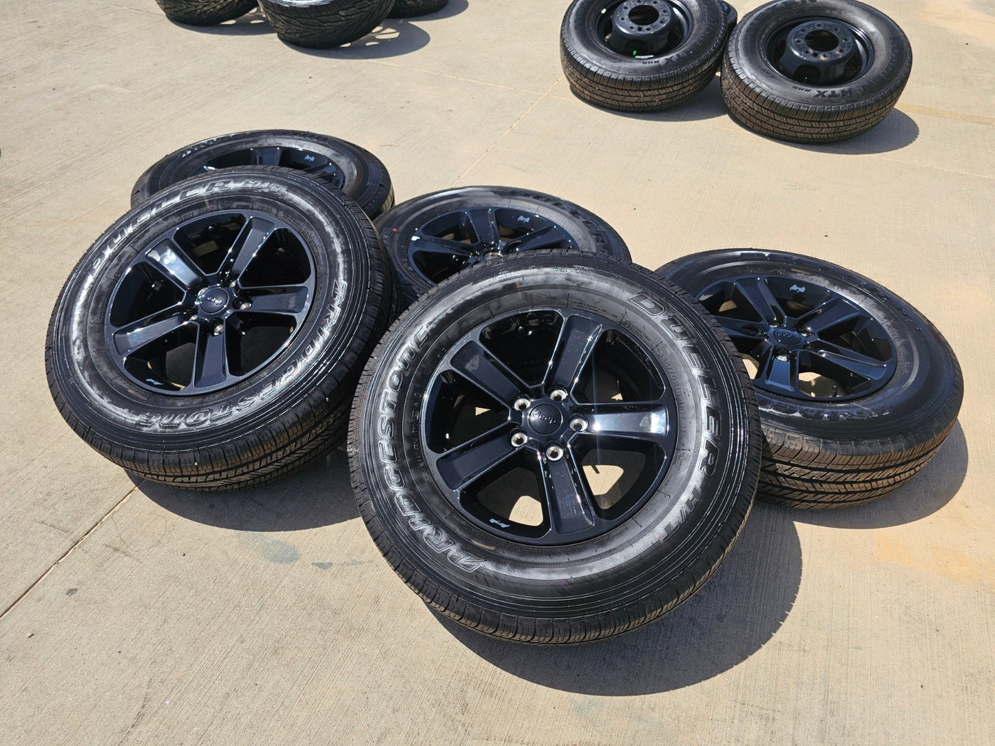 18" Jeep Wrangler Sahara OEM 9221 9255 wheels rims 2020 2021 2022 2023 2024 2025