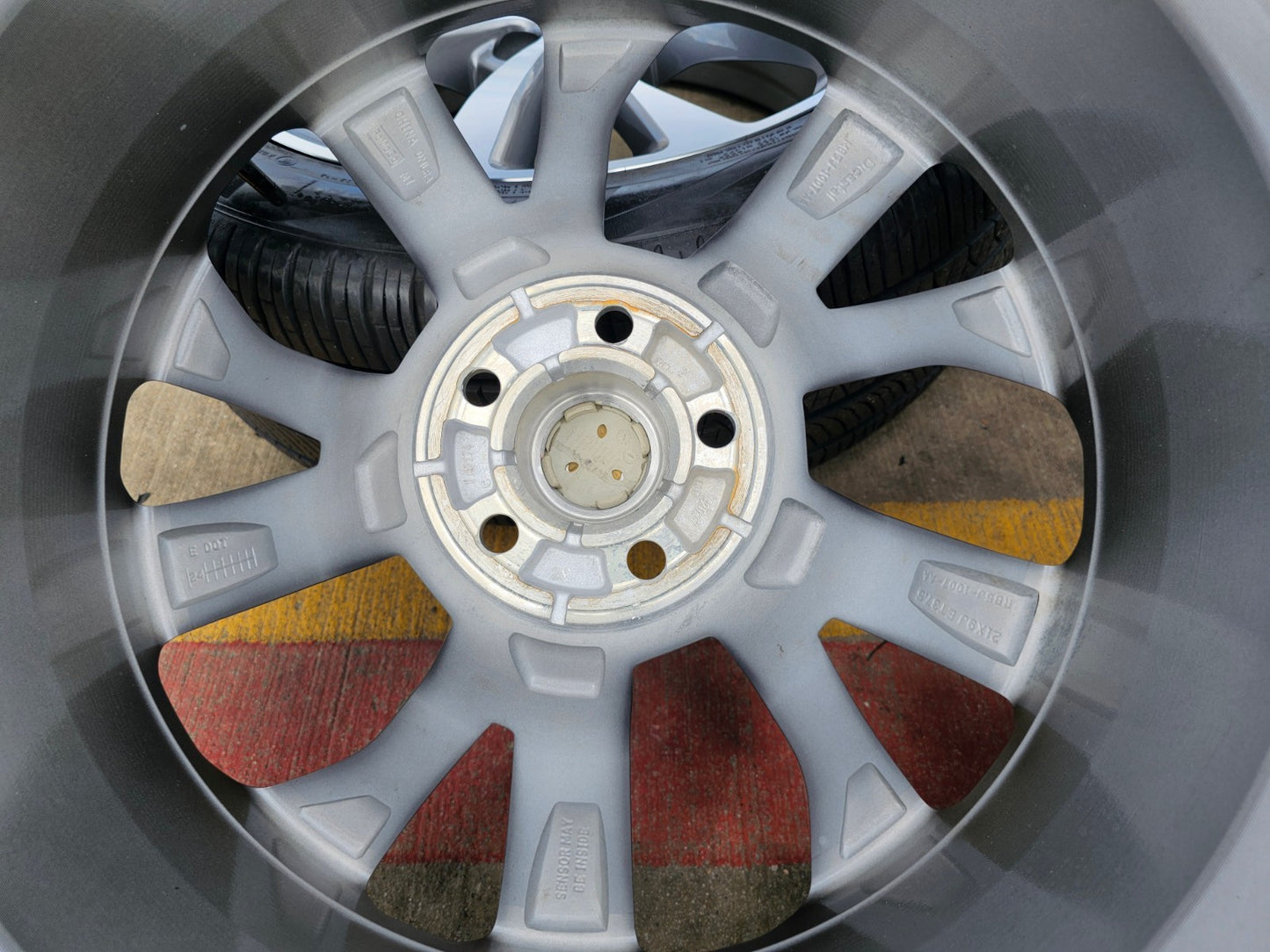 21" Ford Explorer ST OEM 10476 rims wheels Lincoln Aviator PIRELLI