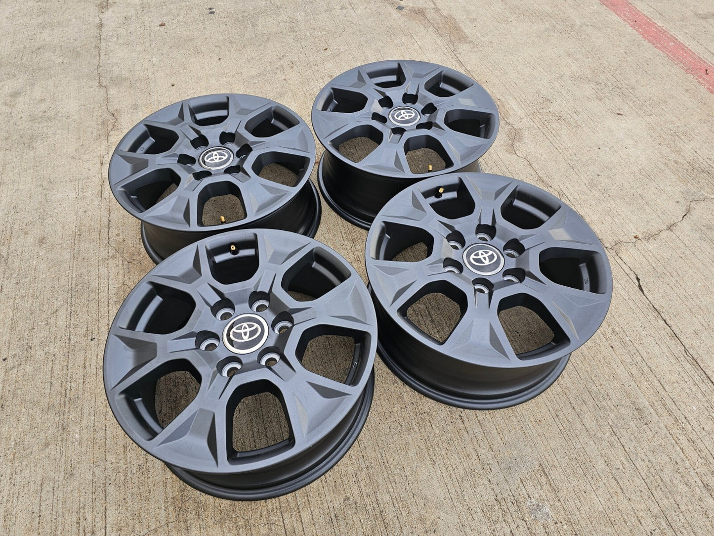 18" Toyota Land Cruiser Tundra Sequoia OEM wheels rims SET GX550 2025 2026 NEW
