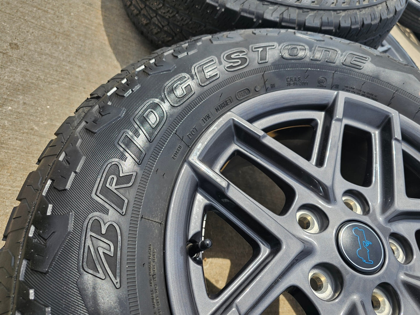 17" Jeep Wrangler Rubicon Sport S OEM wheels rims 51649 Gladiator DUELER A/T