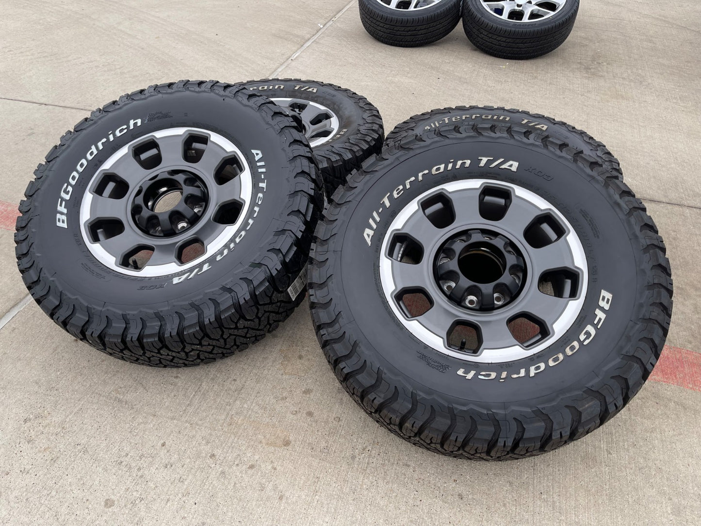 18" Ford F-250 F-350 OEM TREMOR rims wheels 10482 BFG KO2 KO3 A/T 35"