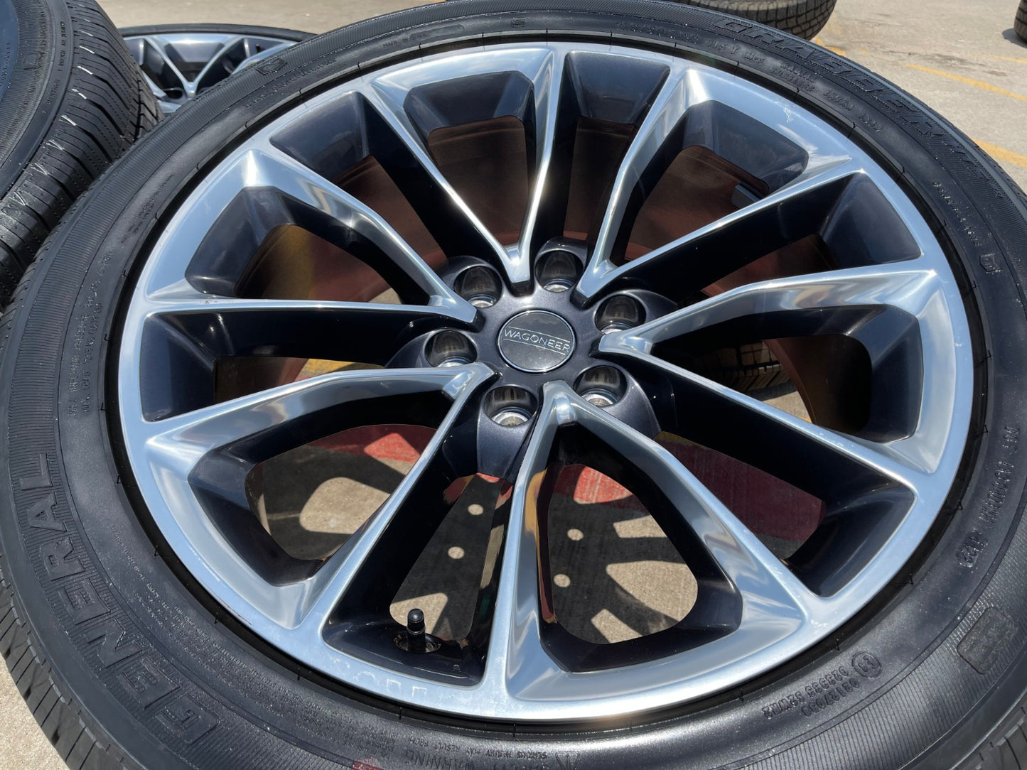 22" Jeep Grand Wagoneer OEM 9298 Obsidian rims wheels RAM 1500 2024 2025 2026