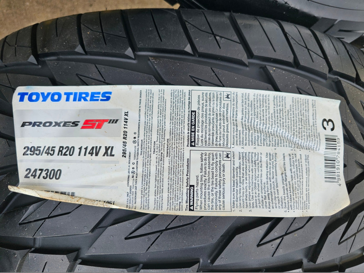 20" Jeep Grand Cherokee SRT Trackhawk OEM 9172 wheels rims tires NEW