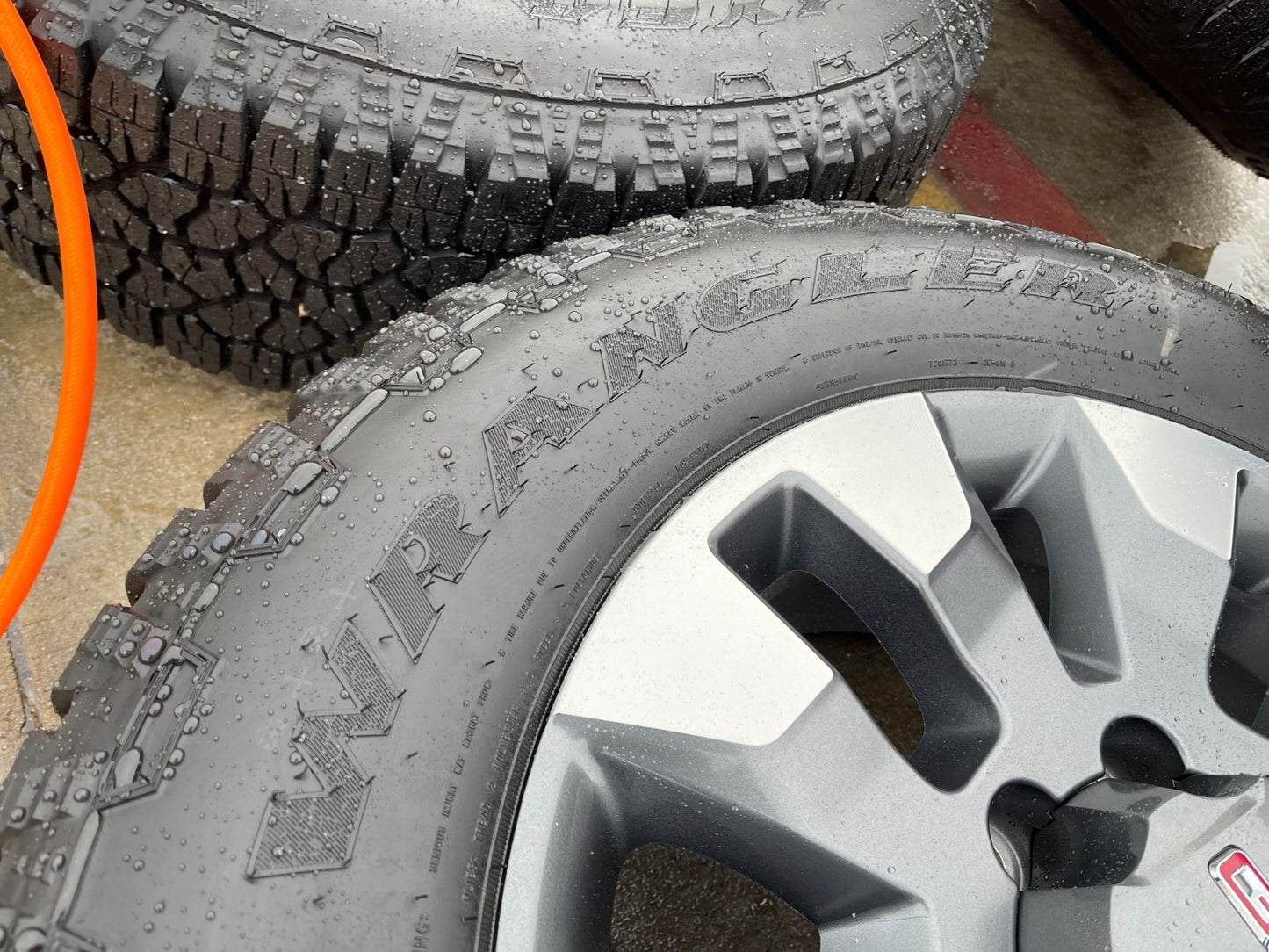 20" GMC Sierra AT4 Chevy Silverado 2500 3500 OEM 5960 5947 wheels rims GOODYEAR