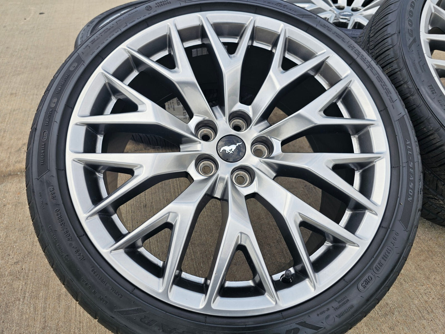 20" Ford Mustang GT OEM wheels rims 2020 2021 2022 2023 2024 2025