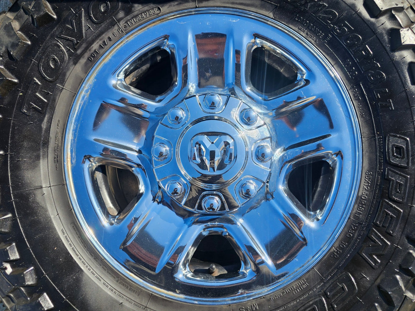 18" Dodge Ram 2500 3500 STEEL chrome OEM 2473 wheels rims TOYO M/T 35"