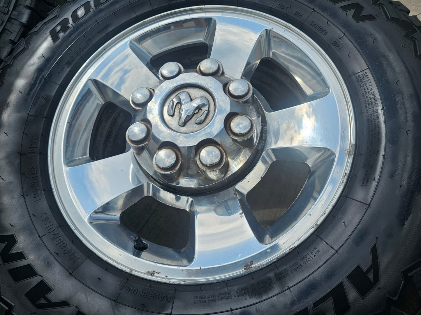 17" Dodge Ram 2500 3500 OEM wheels rims 2187 tires