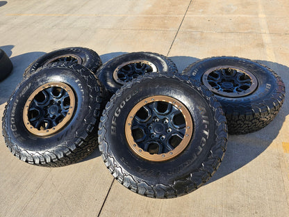 17" Ford Bronco SASQUATCH wheels rims BEADLOCK 10388 Ranger BFG KO2 A/T 37"