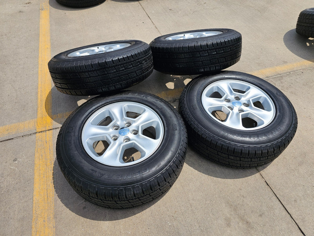 17" Jeep Grand Cherokee OEM 9135 wheels rims SET DISCOUNTED