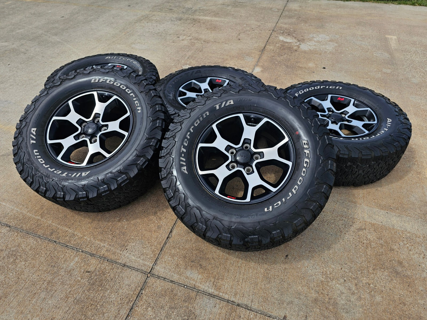 17" Jeep Wrangler Rubicon OEM 9218 Black wheels rims Gladiator BFG 33"