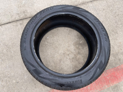 (1) 275/45/21 Pirelli P Zero A/S tire 110W M+S