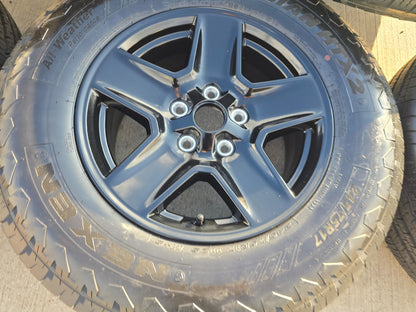17" Jeep Gladiator BLACK OEM wheels rims 9235 Wrangler 2024 2025 2026 NEW