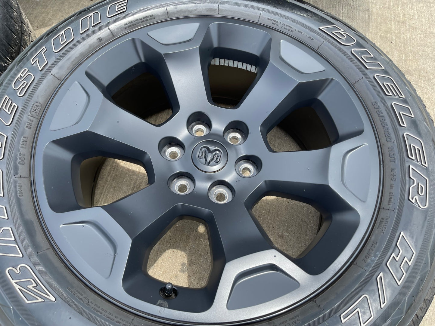 20" Dodge Ram 1500 OEM Laramie Black 2680 wheels rims 2025 2026 2027 BRIDGESTONE