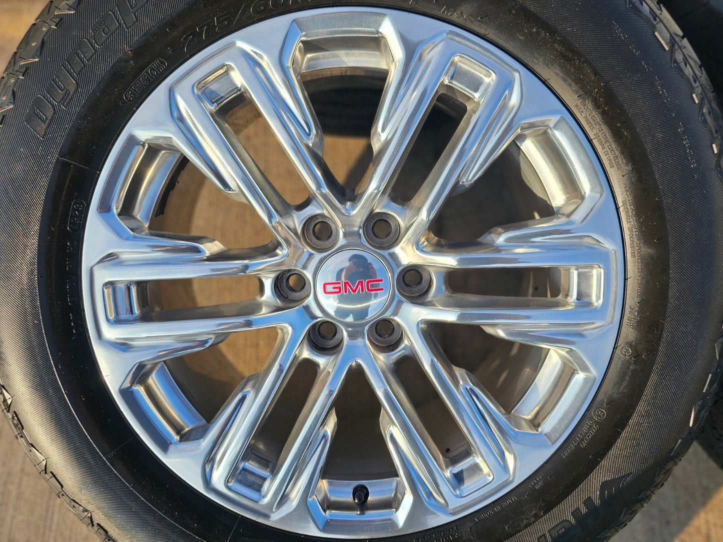 20" GMC Yukon Sierra Tahoe Silverado OEM 2120 14024 wheels rims tires
