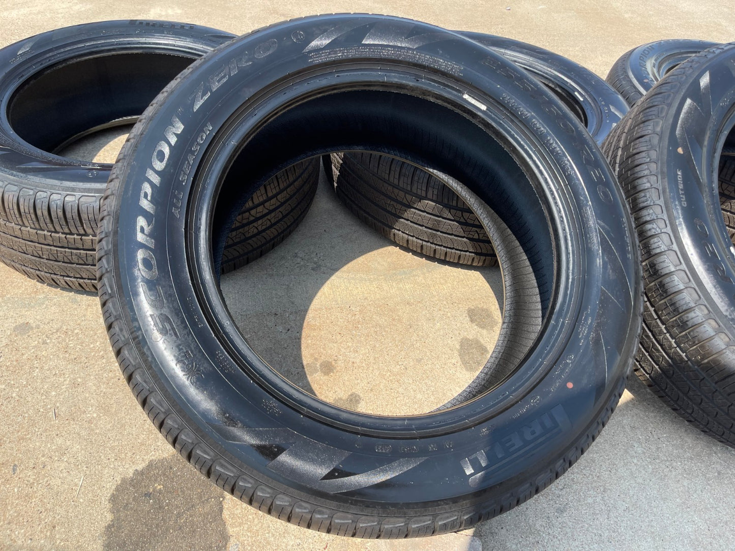 (5) 255/60/20 Pirelli Scorpion Zero A/S tires 255/60R20 113V LR NEW TAKE OFFS