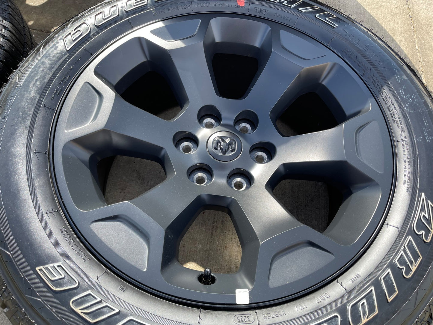 20" Dodge Ram 1500 OEM Laramie Black 2680 wheels rims tires 2024 2025 2026 NEW