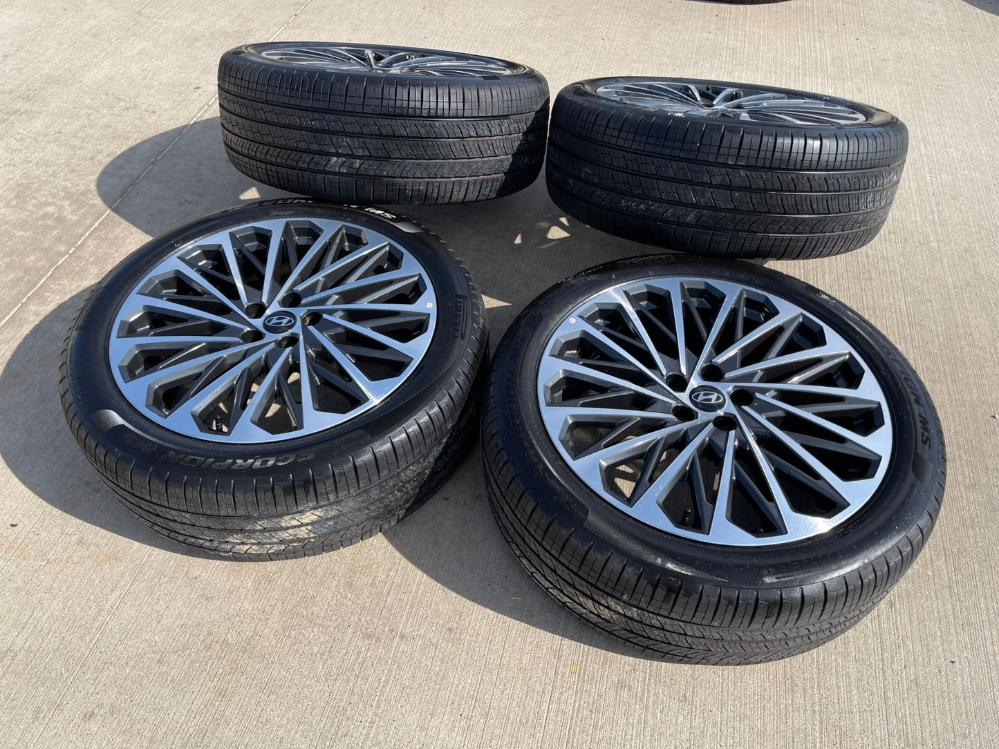21" Hyundai Palisade Calligraphy OEM 94345 wheels rims SET 2026 2027 PIRELLI NEW