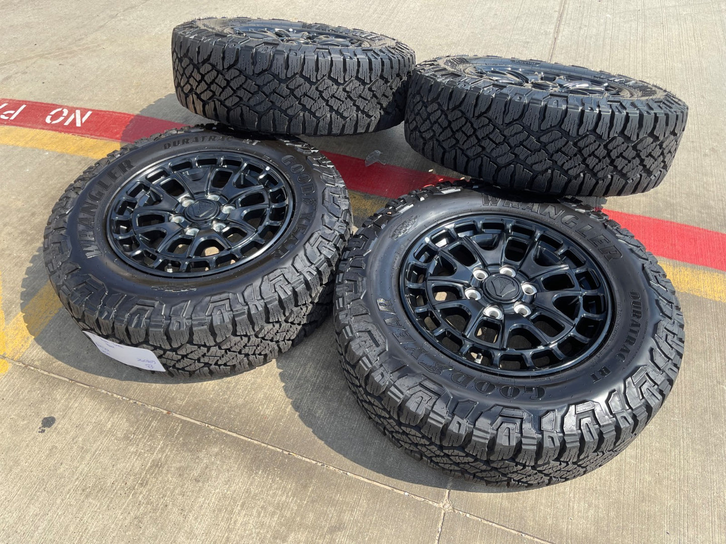 18" Toyota Tundra TSS T FORCE TRD OEM wheels rims Sequoia SET 2026 2027 NEW