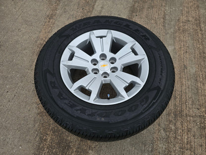 17" Chevy Colorado GMC Canyon OEM 5672 wheel rim tire 2019 2020 2021 2022 NEW