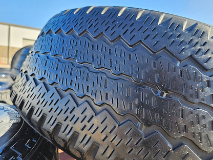 20" GMC Sierra DENALI 2500 3500 OEM 14137 5963 wheels rims Silverado tires A/T