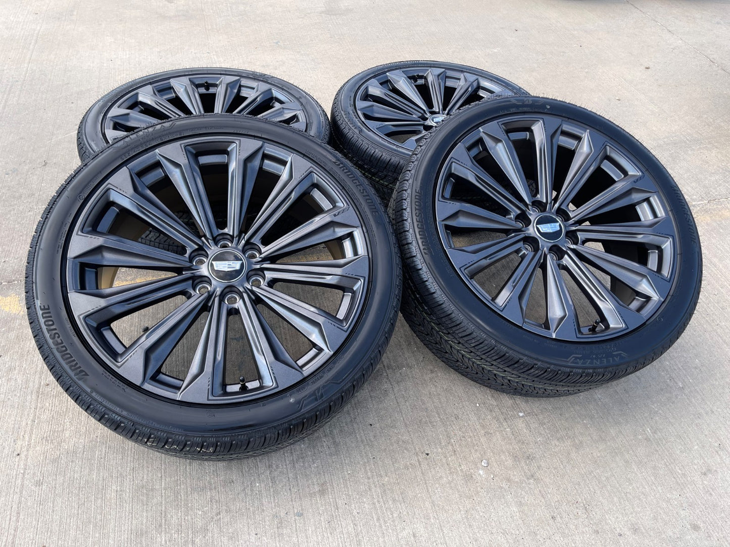 24" Cadillac Escalade V PLATINUM OEM wheels rims tires SET 2025 2026 2027 NEW