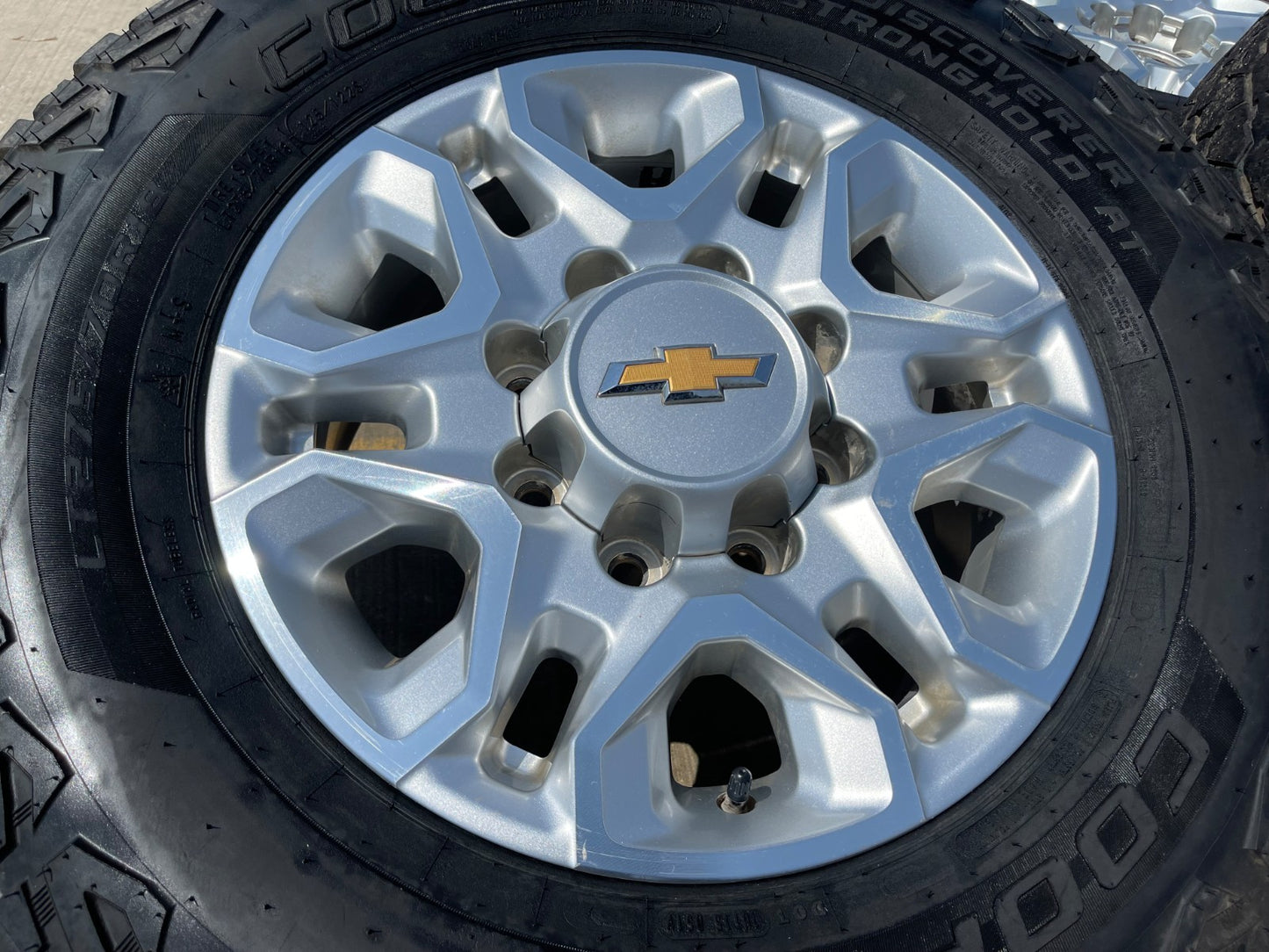 18" Chevy Silverado 2500 3500 OEM 5959 wheels rims COOPER DISCOUNTED