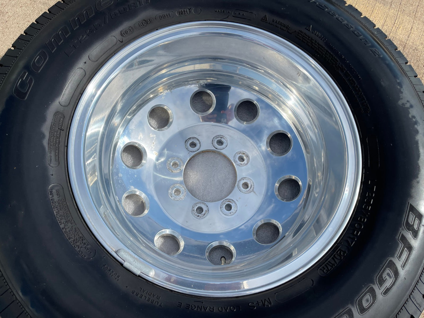 17" Dodge Ram 3500 DUALLY OEM wheel rim 2415 REAR ALCOA 2016 2017 2018 8x165