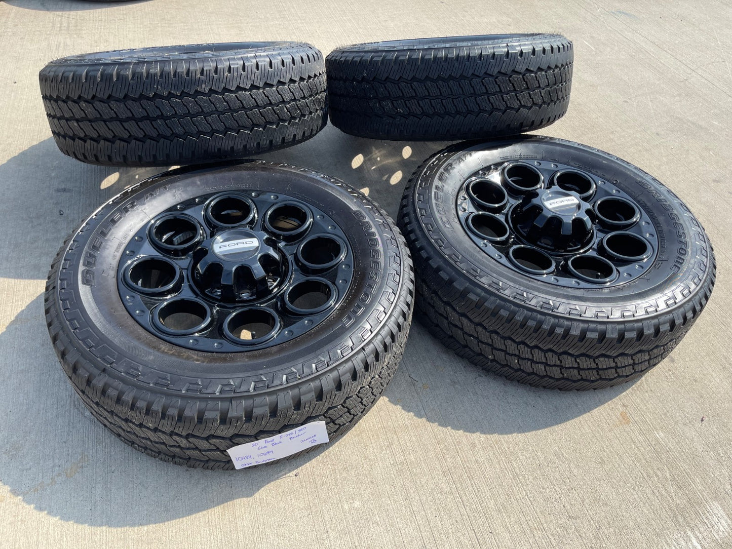 20" Ford F-250 F-350 OEM black Lariat wheels rims 10299 10484 tires NEW