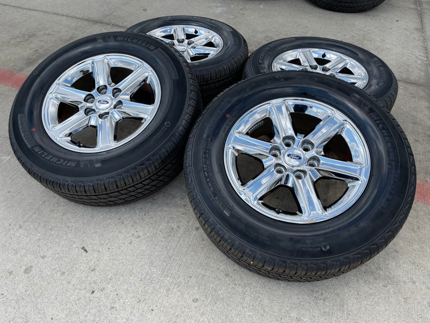 18" Ford F-150 Expedition OEM chrome rims wheels tires MICHELIN NEW