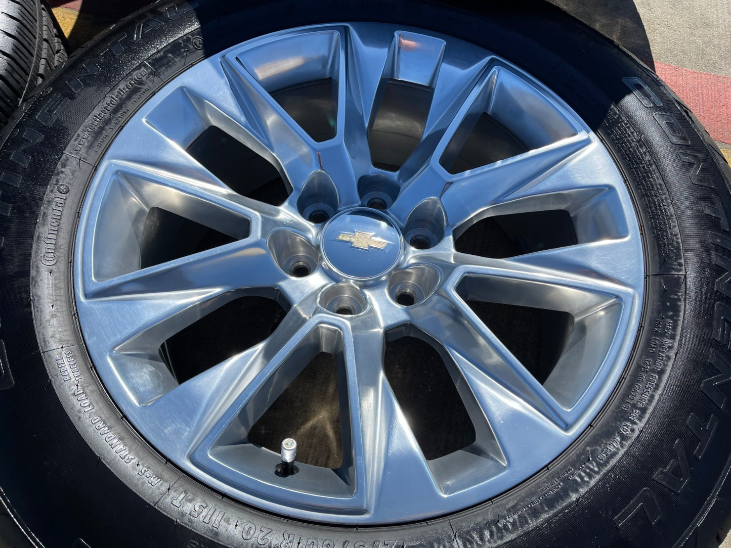 20" Chevy Tahoe Silverado LTZ 5920 OEM wheels rims Yukon 2025 2026 CONTINENTAL